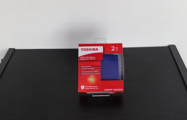PORTABLE STORAGE: TOSHIBA USB 3.0 HARD DRIVE 2TB, BLUE
